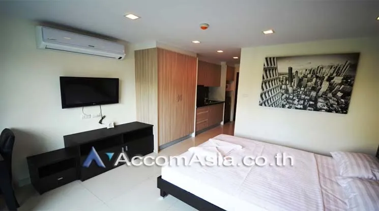 unit 1 Bedroom  Condominium For Sale in Sukhumvit, Bangkok  (AA12689)