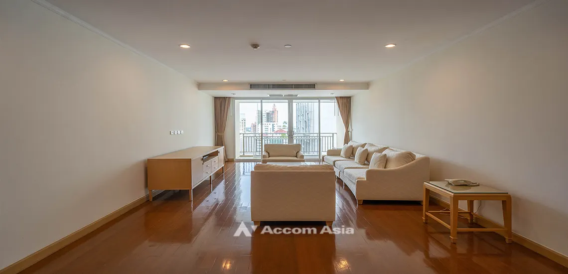 unitPet friendly |  3 Bedrooms  Apartment For Rent in Sukhumvit, Bangkok  near BTS Phrom Phong (AA12700)