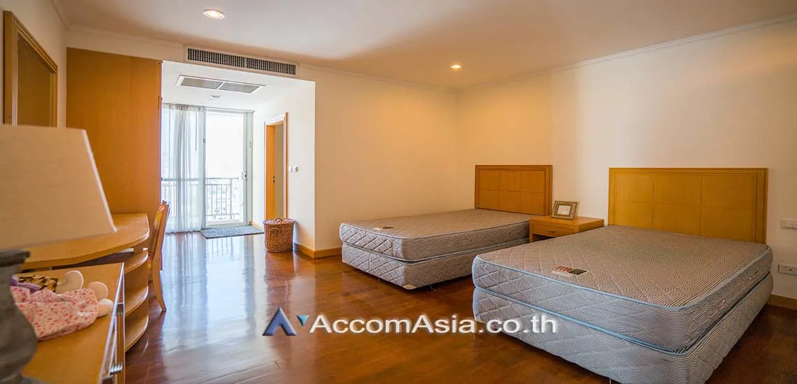 9  3 br Apartment For Rent in Sukhumvit ,Bangkok BTS Phrom Phong at Apartment with Top Facilities, Close to Emshere AA12702