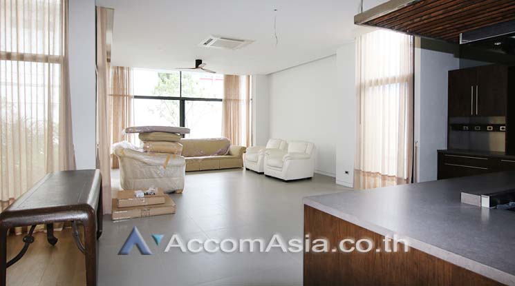 4  4 br House For Rent in Sukhumvit ,Bangkok BTS Phrom Phong at House with Private Pool AA12755