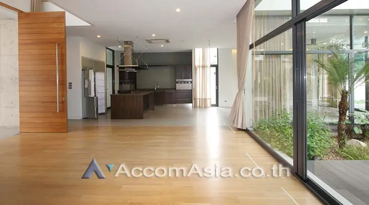  1  4 br House For Rent in Sukhumvit ,Bangkok BTS Phrom Phong at House with Private Pool AA12757