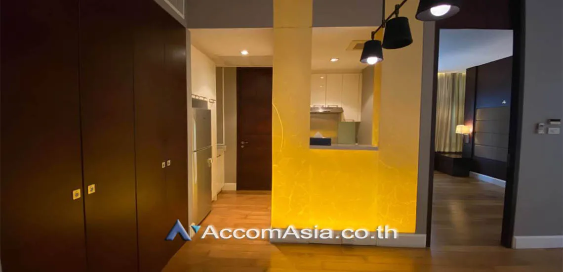 unit 1 Bedroom  Condominium For Sale in Sukhumvit, Bangkok  near BTS Phrom Phong (AA12843)