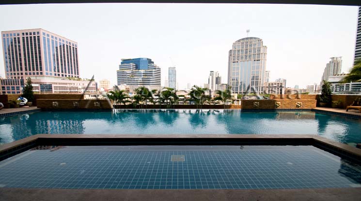  2  3 br Apartment For Rent in Sukhumvit ,Bangkok BTS Phrom Phong at Apartment with Top Facilities, Close to Emshere AA12858