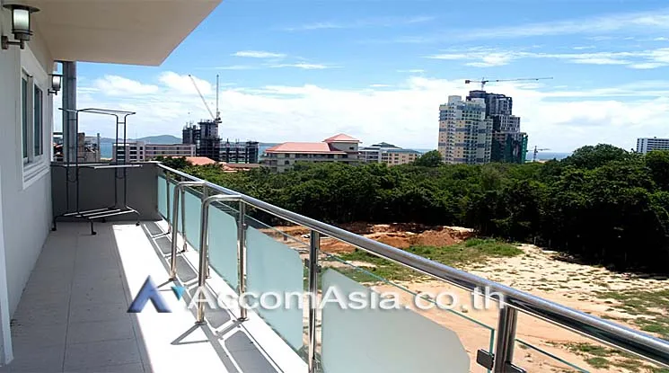 unit 1 Bedroom  Condominium For Sale in Sukhumvit, Bangkok  (AA12896)