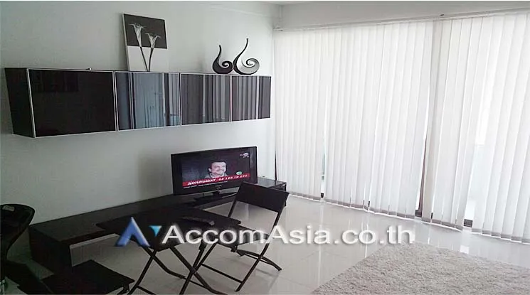 unit 1 Bedroom  Condominium For Sale in Sukhumvit, Bangkok  (AA12899)