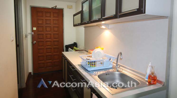6  Studio Condominium For Rent in Ploenchit ,Bangkok BTS Ratchadamri at Baan Somthavil Ratchadamri AA12904
