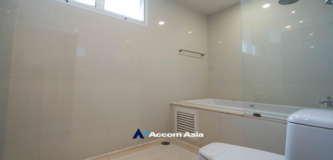 9  2 br Apartment For Rent in Sukhumvit ,Bangkok BTS Phrom Phong at Fully Furnished Suites AA12912