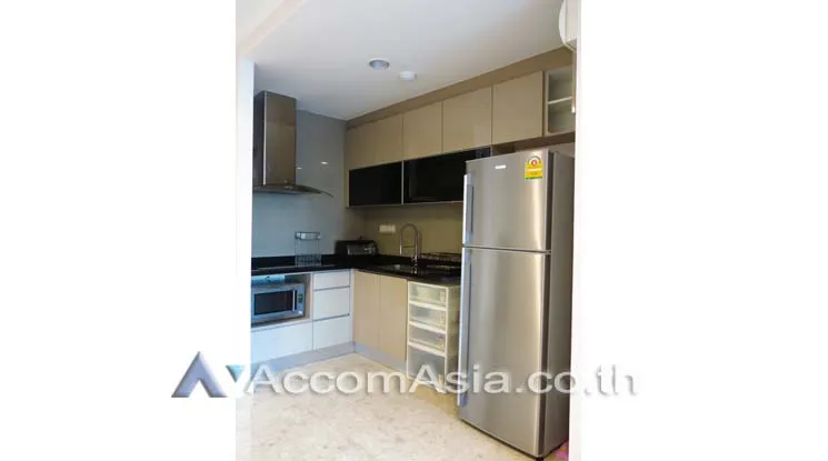 unit 1 Bedroom  Condominium For Rent in Ploenchit, Bangkok  near BTS Ploenchit (AA12925)