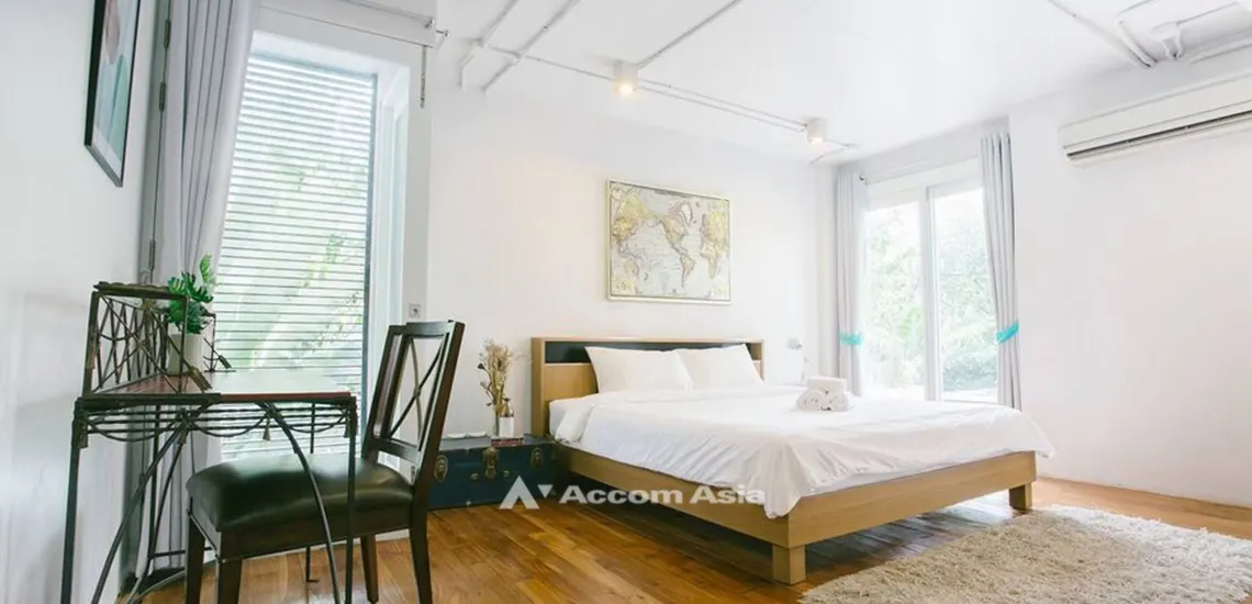 4  1 br Condominium For Sale in  ,Bangkok BTS Ari at The Fah Aree AA12952