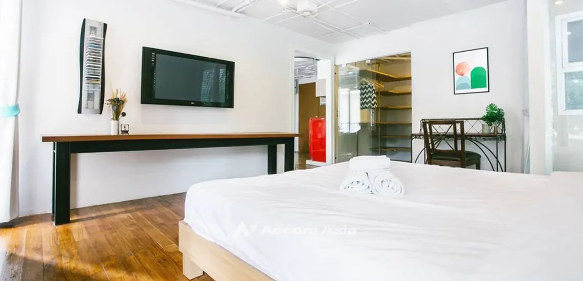 5  1 br Condominium For Sale in Phaholyothin ,Bangkok BTS Ari at The Fah Aree AA12952