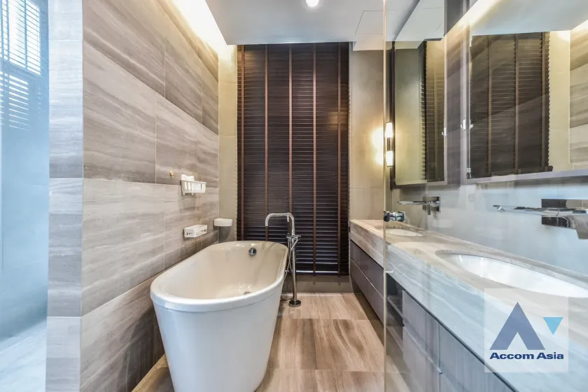 7  2 br Condominium for rent and sale in Silom ,Bangkok BTS Surasak at The Diplomat Sathorn AA12975