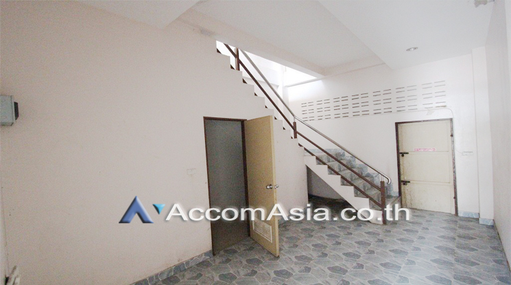 6  Shophouse For Sale in Dusit ,Bangkok  AA12995