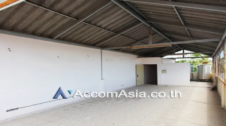 10  Shophouse For Sale in Dusit ,Bangkok  AA12995