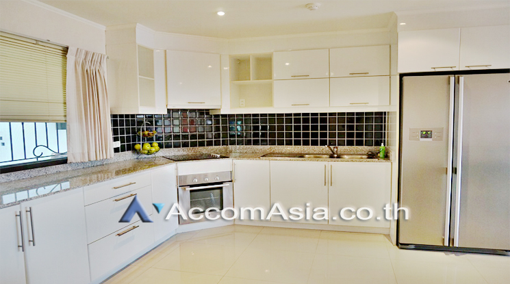5  3 br Condominium For Sale in Sukhumvit ,Chon Buri  at Pratamnak 5 Condo AA13002