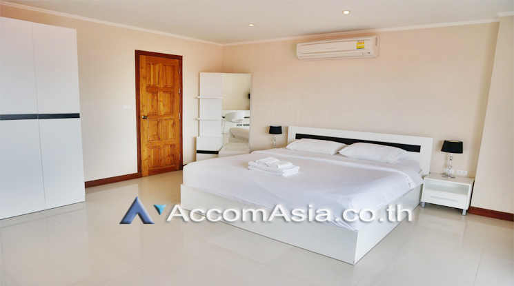 9  3 br Condominium For Sale in Sukhumvit ,Chon Buri  at Pratamnak 5 Condo AA13002