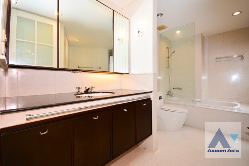 13  3 br Condominium For Rent in Ploenchit ,Bangkok BTS Ploenchit at Polo Residence AA13034