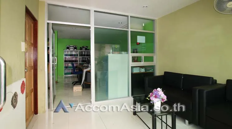 unitHome Office |  Townhouse For Sale in Silom, Bangkok  near BTS Saphan Taksin (AA13038)