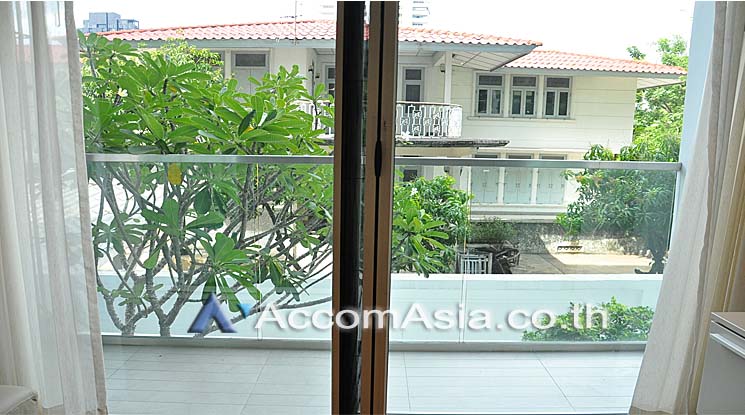  1  1 br Apartment For Rent in Sukhumvit ,Bangkok BTS Ekkamai at Quality Time with Family AA13122