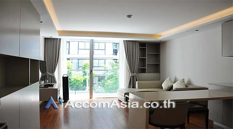 unit 1 Bedroom  Apartment For Rent & Sale in Sukhumvit, Bangkok  near BTS Ekkamai (AA13123)