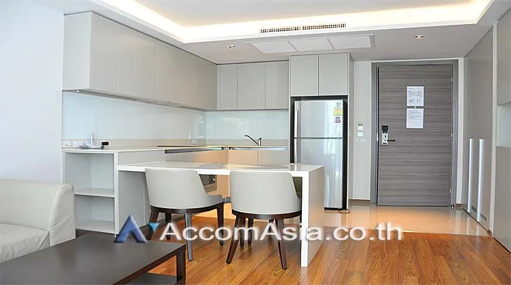 unit 1 Bedroom  Apartment For Rent & Sale in Sukhumvit, Bangkok  near BTS Ekkamai (AA13123)