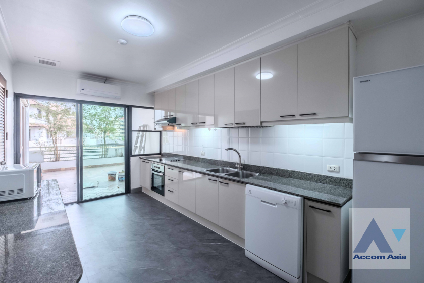 4  3 br Apartment For Rent in Sukhumvit ,Bangkok BTS Thong Lo at Urban Green Apartment AA13207