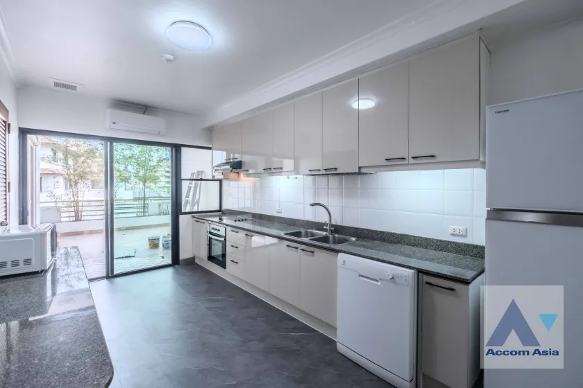 4  3 br Apartment For Rent in Sukhumvit ,Bangkok BTS Thong Lo at Urban Green Apartment AA13207