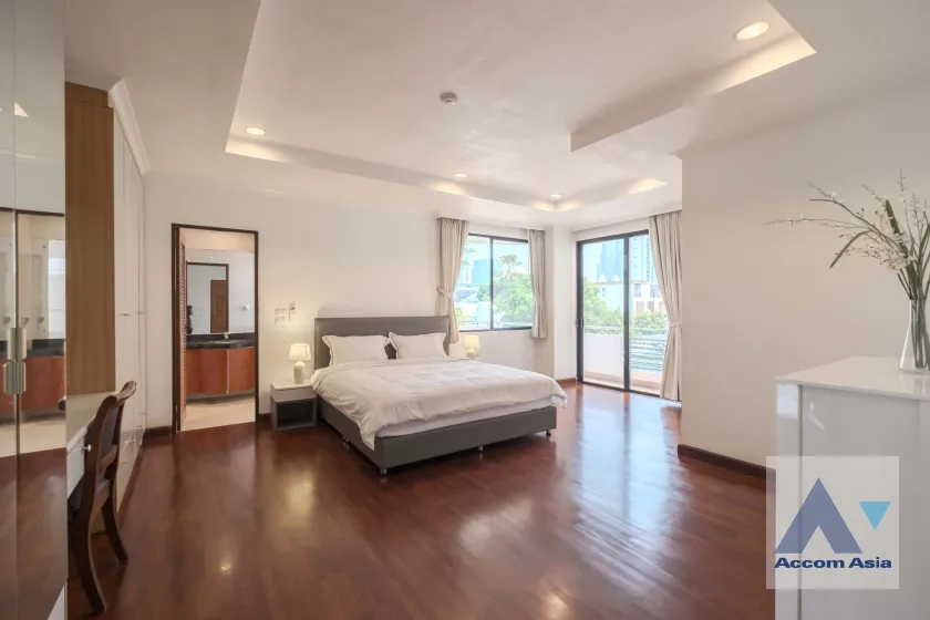  1  3 br Apartment For Rent in Sukhumvit ,Bangkok BTS Thong Lo at Urban Green Apartment AA13207