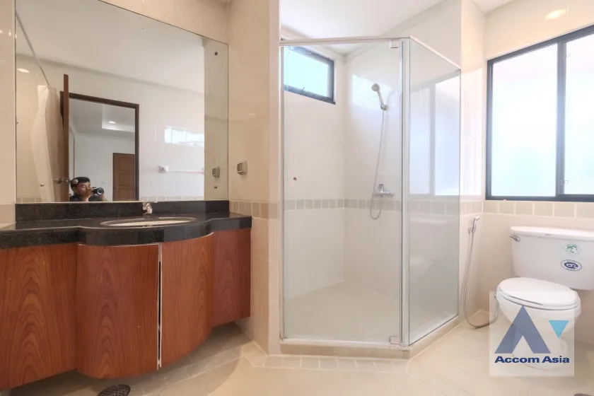 9  3 br Apartment For Rent in Sukhumvit ,Bangkok BTS Thong Lo at Urban Green Apartment AA13207