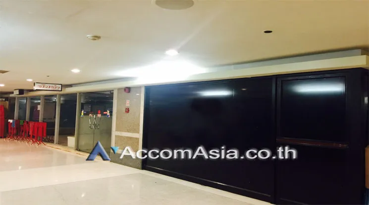 unit Retail / showroom For Sale in Ratchadaphisek, Bangkok  near ARL Ramkhamhaeng (AA13211)
