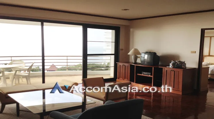 The luxury and elegance with privacy Condominium  3 Bedroom for Sale   in Sukhumvit Bangkok