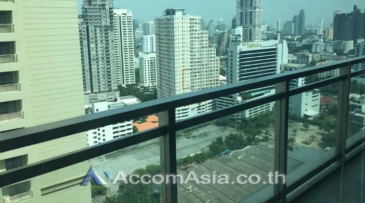 unitDouble High Ceiling, Duplex Condo |  3 Bedrooms  Condominium For Rent in Sukhumvit, Bangkok  near BTS Phrom Phong (AA13273)
