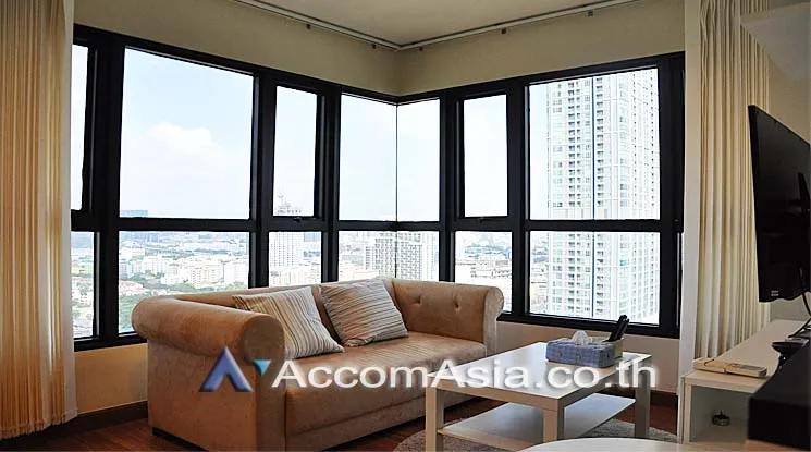unit 2 Bedrooms  Condominium For Rent & Sale in Phaholyothin, Bangkok  near BTS Ari (AA13361)