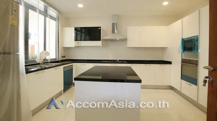 6  4 br House For Rent in Sukhumvit ,Bangkok BTS Phrom Phong at Emporium Pool Compound AA13421