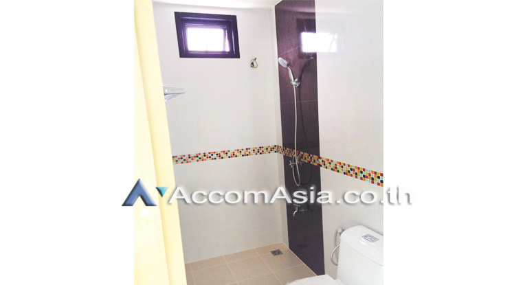 5  Shophouse For Sale in Sukhumvit ,Chon Buri  at Commercial For Sale AA13456