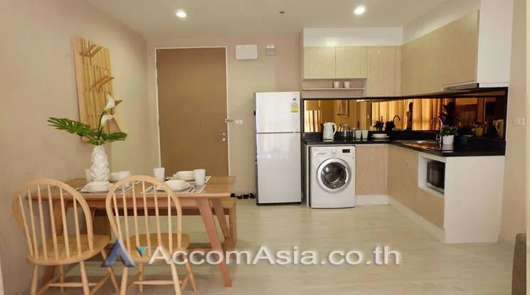 unit 1 Bedroom  Condominium For Rent in Sukhumvit, Bangkok  near BTS Ekkamai (AA13457)
