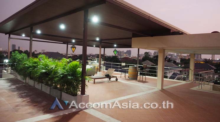 11  5 br House For Sale in Sukhumvit ,Bangkok BTS Punnawithi AA13534