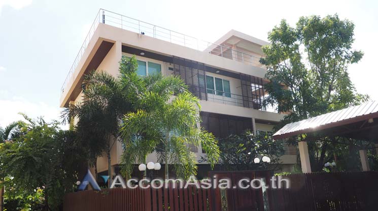 12  5 br House For Sale in Sukhumvit ,Bangkok BTS Punnawithi AA13534