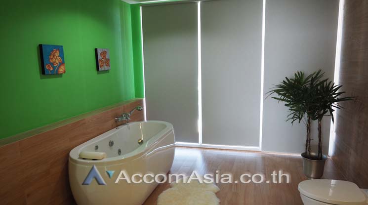 9  5 br House For Sale in Sukhumvit ,Bangkok BTS Punnawithi AA13534