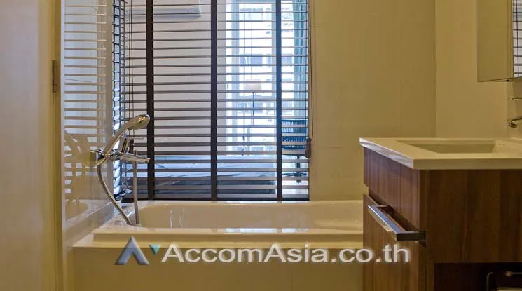 unit 1 Bedroom  Condominium For Rent in Sukhumvit, Bangkok  near BTS Phrom Phong (AA13669)