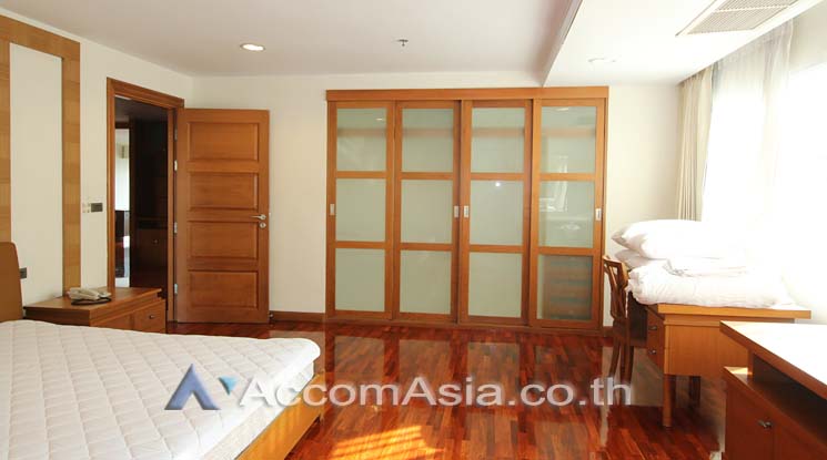 7  3 br Apartment For Rent in Sukhumvit ,Bangkok BTS Nana at Fully Furnished Apartment, Only 2 mins walk to BTS AA13749