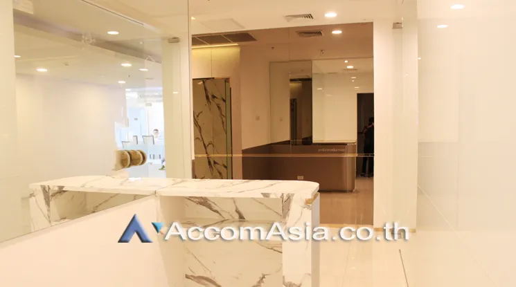 4  Retail / Showroom For Rent in Sukhumvit ,Bangkok BTS Phrom Phong at Retail Space at Sukhumvit 39 AA13839