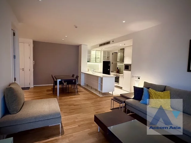4  2 br Condominium For Rent in Silom ,Bangkok MRT Silom - BTS Sala Daeng at The Legend Saladaeng AA13953