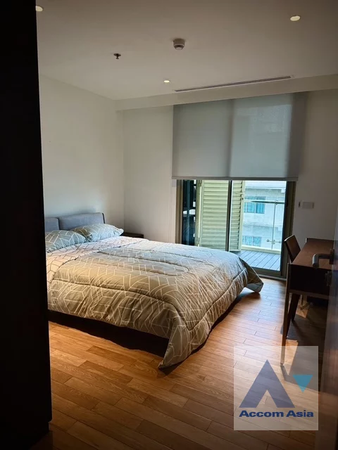 12  2 br Condominium For Rent in Silom ,Bangkok MRT Silom - BTS Sala Daeng at The Legend Saladaeng AA13953
