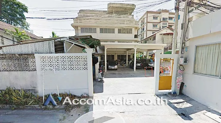 unitHome Office |  House For Rent in Phaholyothin, Bangkok  near BTS Saphan-Kwai - BTS Ari (AA14082)
