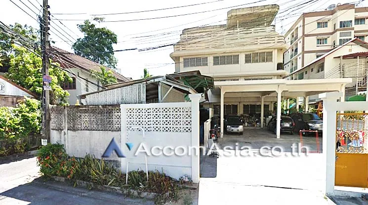 unitHome Office |  House For Rent in Phaholyothin, Bangkok  near BTS Saphan-Kwai - BTS Ari (AA14082)