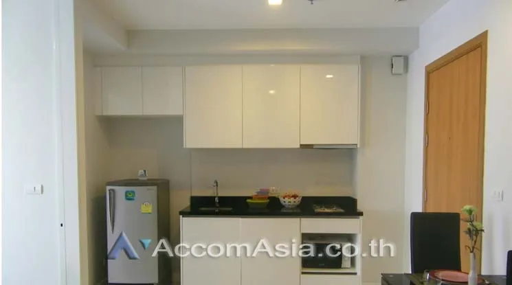 unit 1 Bedroom  Condominium For Rent in Sukhumvit, Bangkok  near BTS Phra khanong (AA14154)