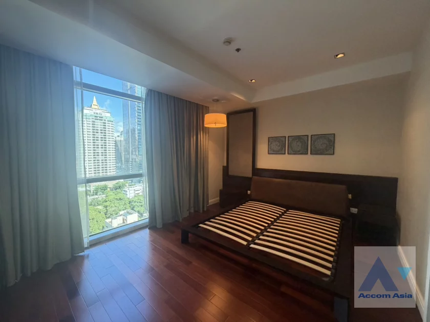 7  2 br Condominium For Rent in Ploenchit ,Bangkok BTS Ploenchit at Athenee Residence AA14213
