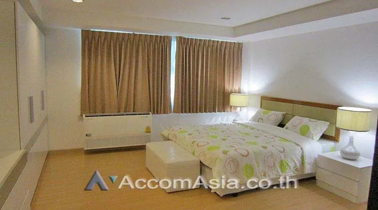 unit 2 Bedrooms  Apartment For Rent in Sukhumvit, Bangkok  near BTS Phra khanong (AA14318)