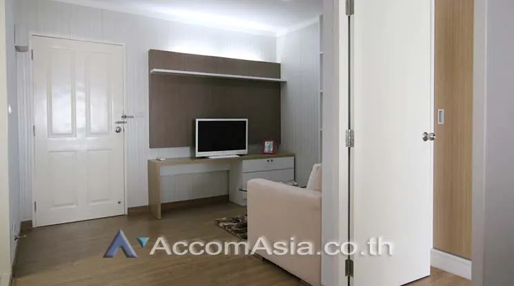 unit 1 Bedroom  Apartment For Sale in Sukhumvit, Bangkok  near BTS Phra khanong (AA14328)
