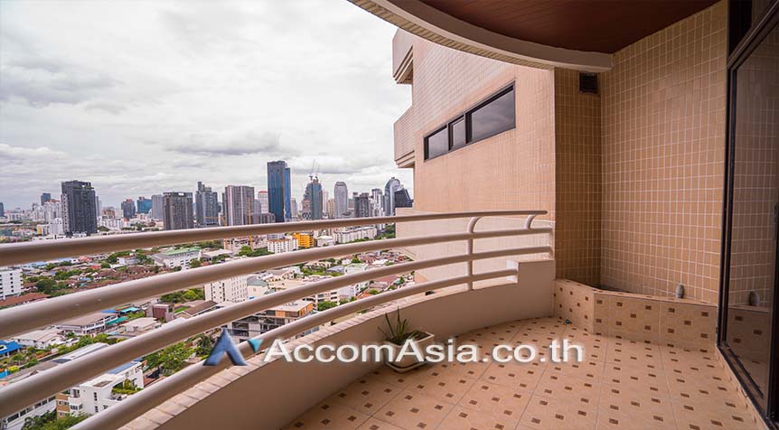 8  3 br Condominium for rent and sale in Sukhumvit ,Bangkok BTS Phrom Phong at Ruamsuk Condominium AA14403
